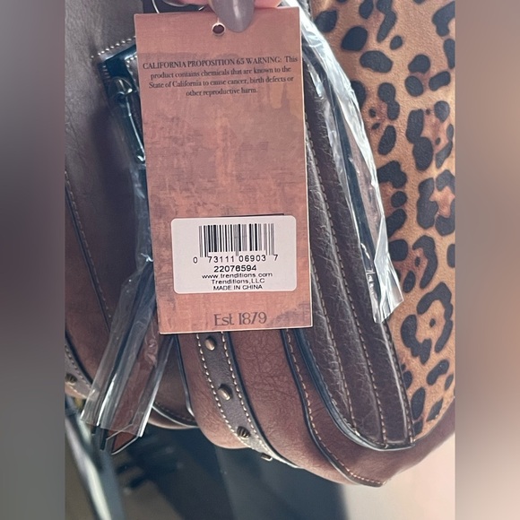 NWT Justin Shoulder Bag Cheetah Print W/Brown Trim Women’s Concealed Carry Bag - Picture 8 of 14